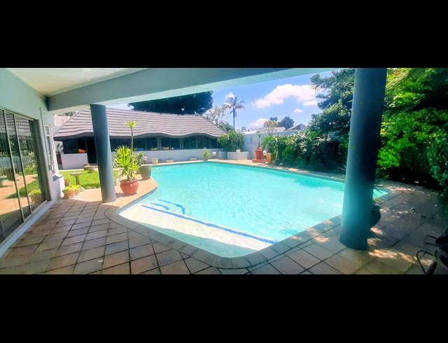 4 BEDROOM FREESTANDING FOR SALE IN BIRCHLEIGH